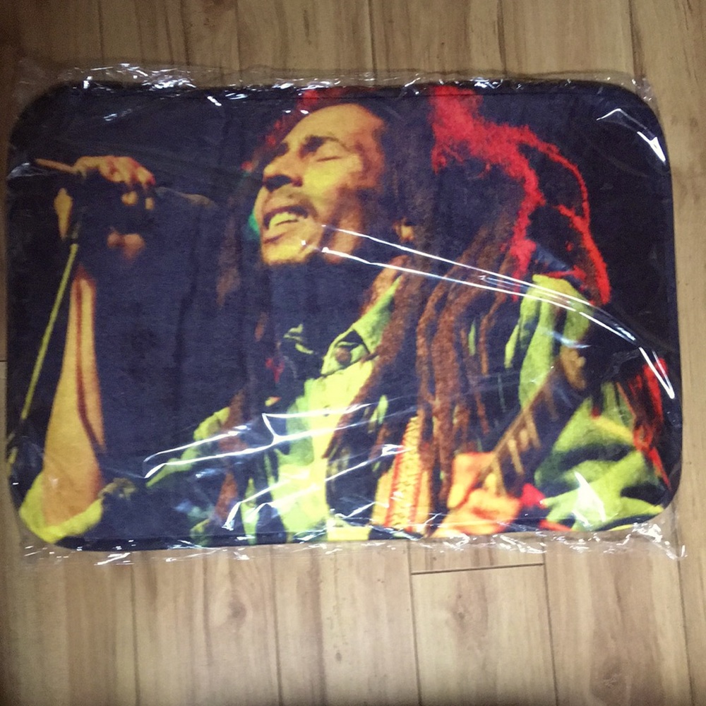 Rasta colored mat